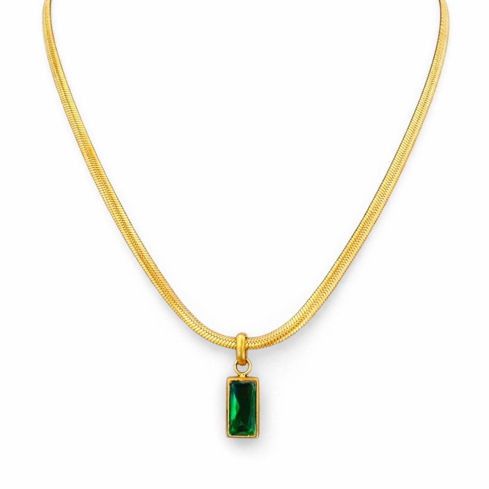 Arlo Necklace